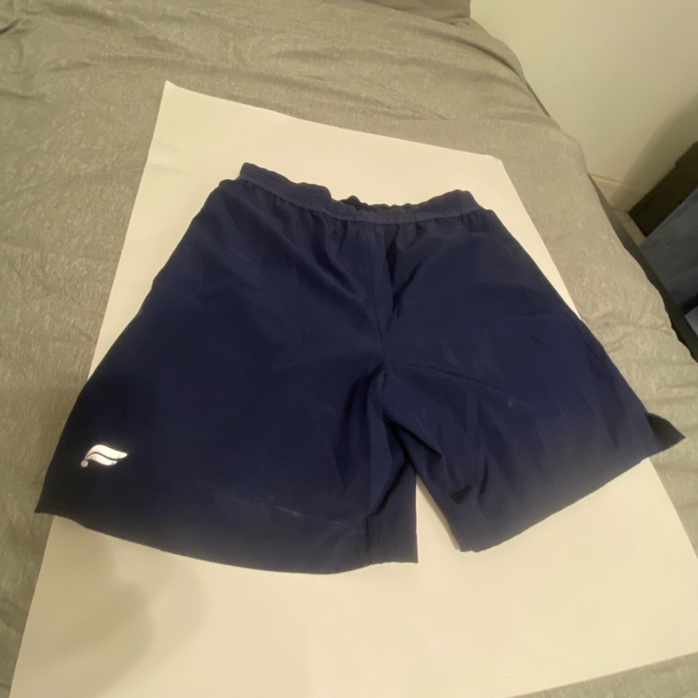 Men's Fabletics fundamental short 7inch no liner size M